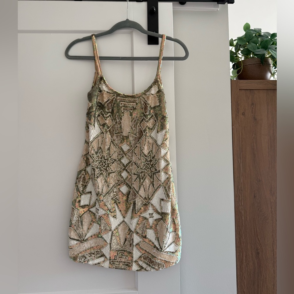 Alice + Olivia Geometric Mini Dress in Gold and Green